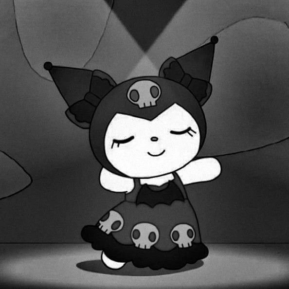 Black and White Kuromi PFP
