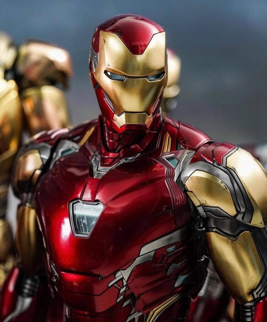 Classic Red-Gold Armor PFPs