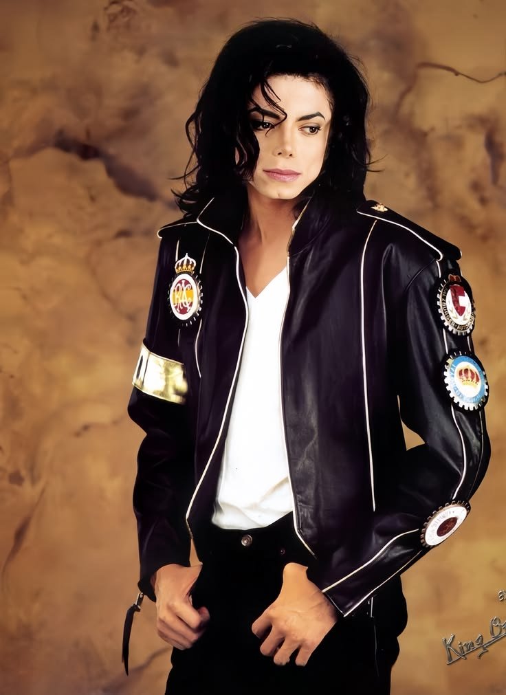 Michael Jackson Dangerous & HIStory Era PFP