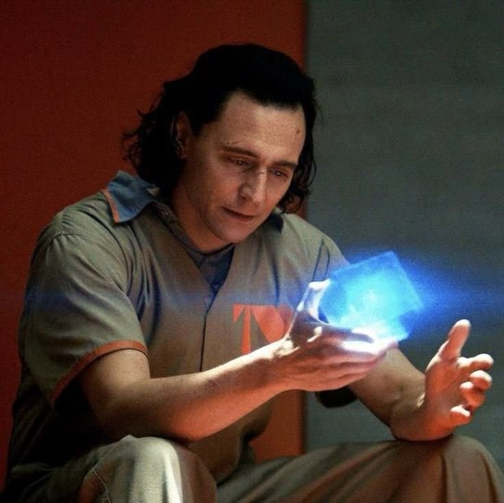 TwitterX Loki PFPs