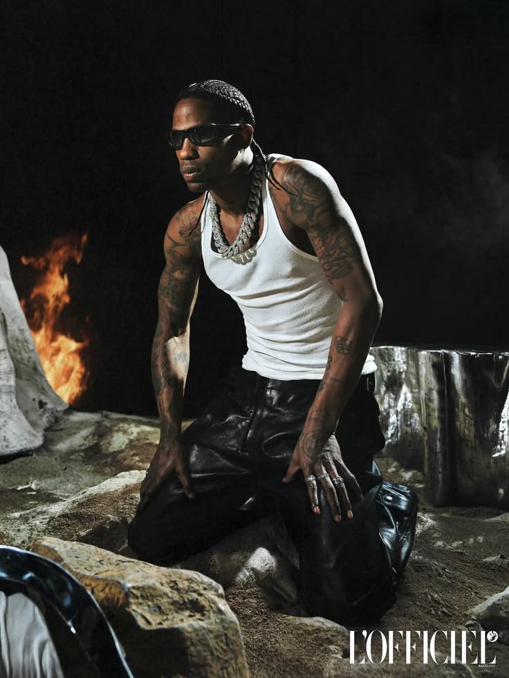 Wallpaper-Style Travis Scott PFPs