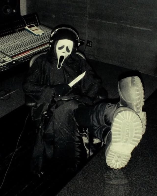 Y2K Ghost Face PFP