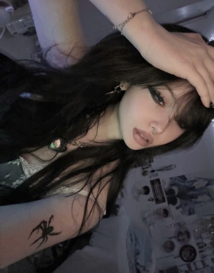 Baddie Makeup PFP